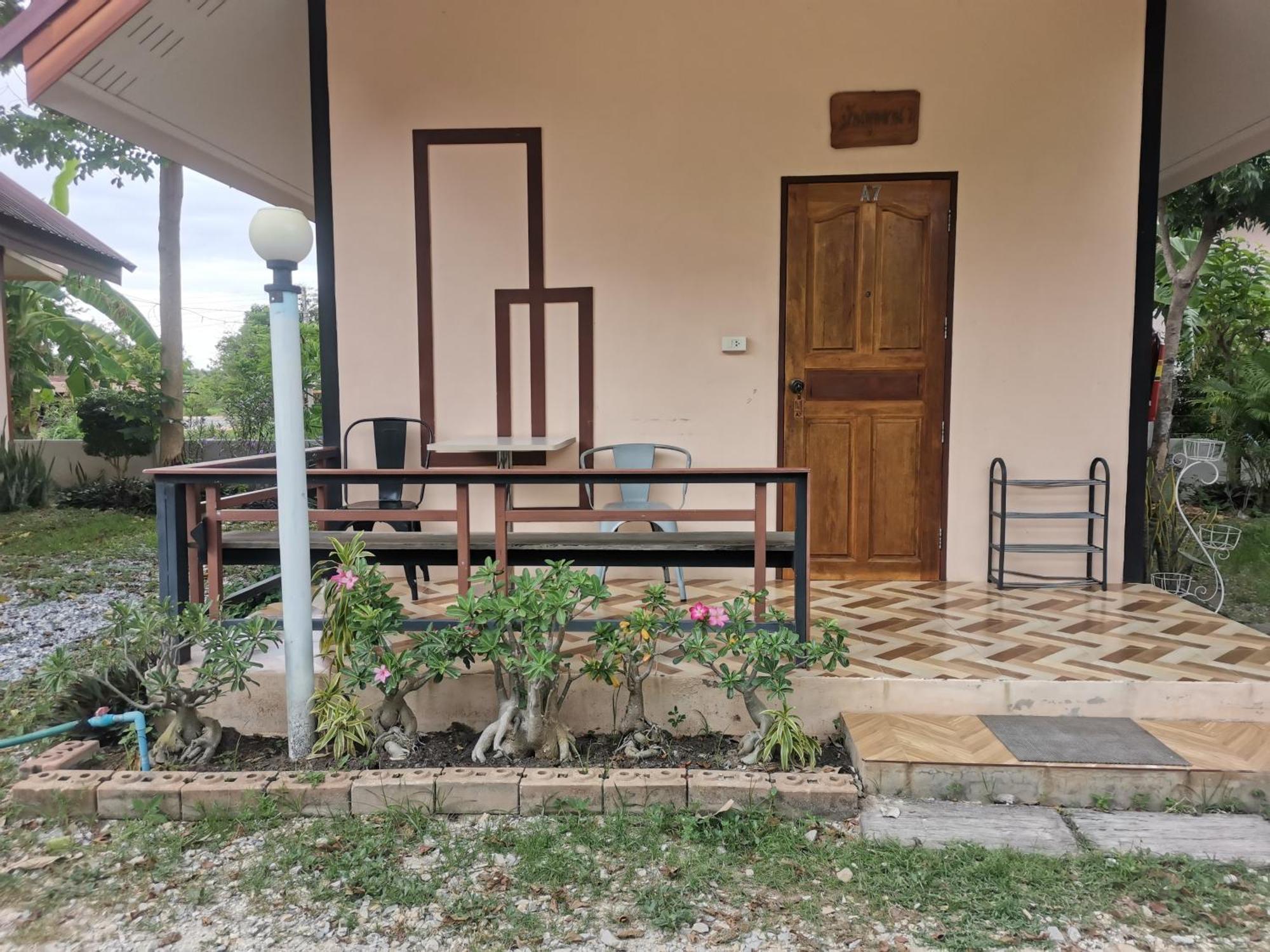 Numhom Resort Ban Nong Chum Saeng Exterior photo