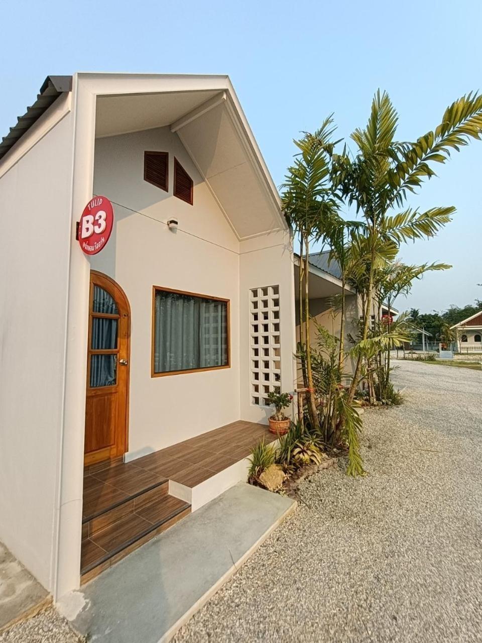 Numhom Resort Ban Nong Chum Saeng Exterior photo